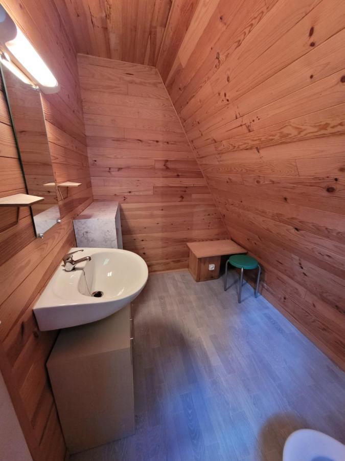 Camping Les Hirondelles Bourg-Sainte-Marie Bagian luar foto