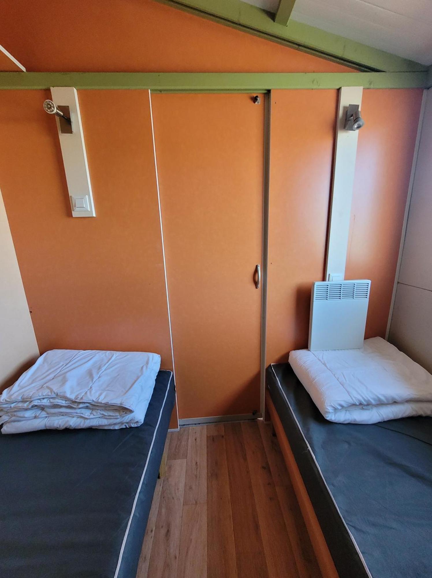Camping Les Hirondelles Bourg-Sainte-Marie Bagian luar foto